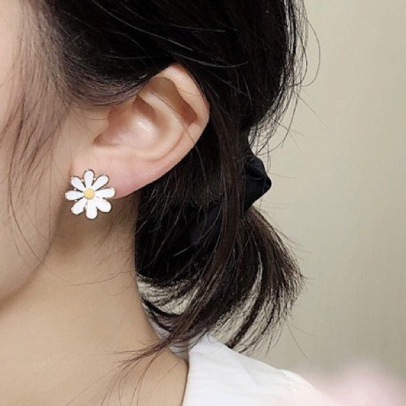 Daisy Flower Earrings Studs